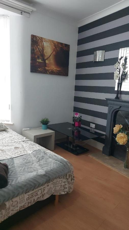 Spacious Double Room In Anfield Liverpool Kültér fotó